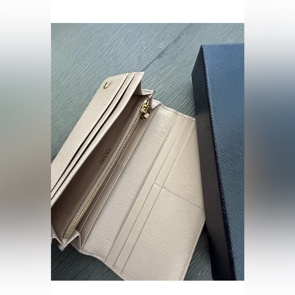 Prada Blush Pink Saffiano Leather Continental Wallet - Picture 5 of 6